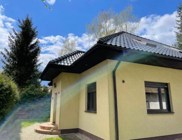 Dom Nad Jeziorem Slawskim Lubiatow (Wschowa)